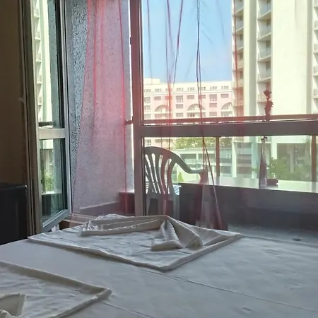 Sunny Plaza 33 Апартамент Слънчев бряг