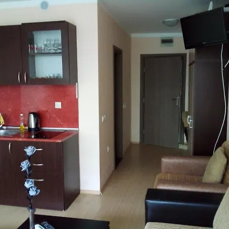 Apartment Sunny Plaza 33